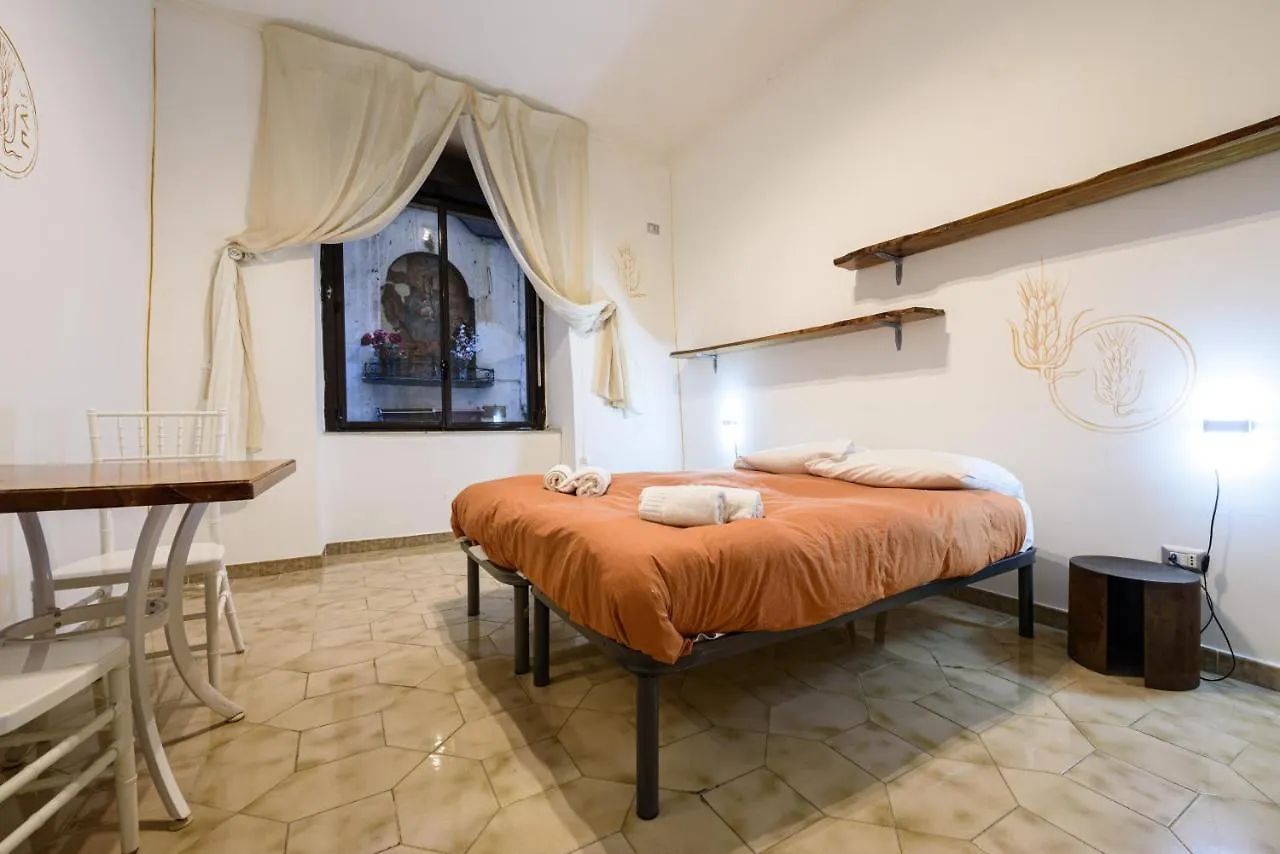 Via San Giovanni In Porta 34 Apartment Naples Italy