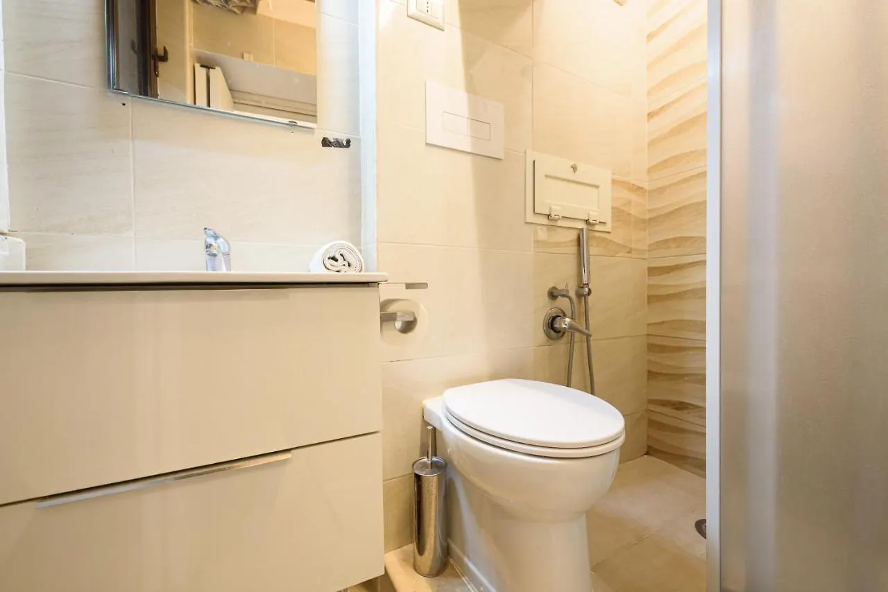 Via San Giovanni In Porta 34 Apartment Naples